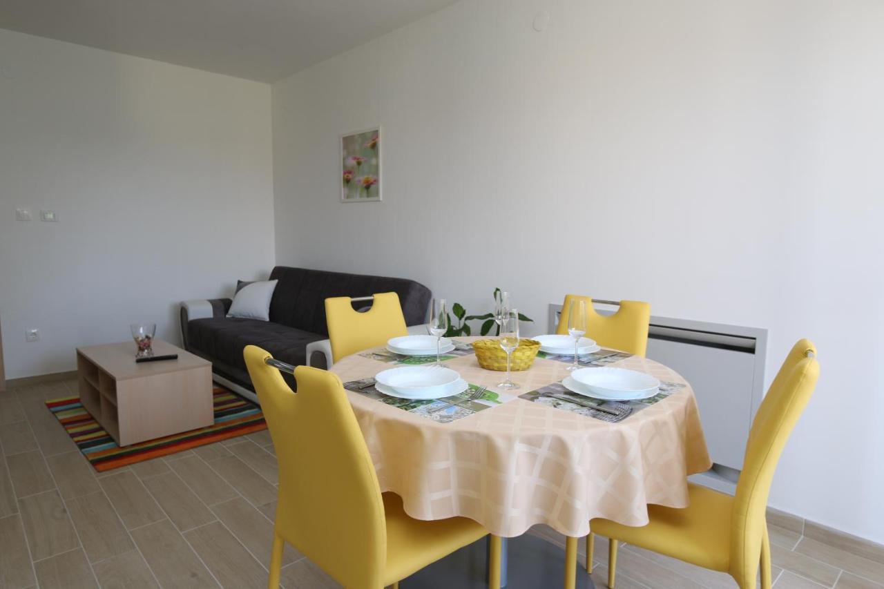 Sucic Iva I Tea Apartment *
